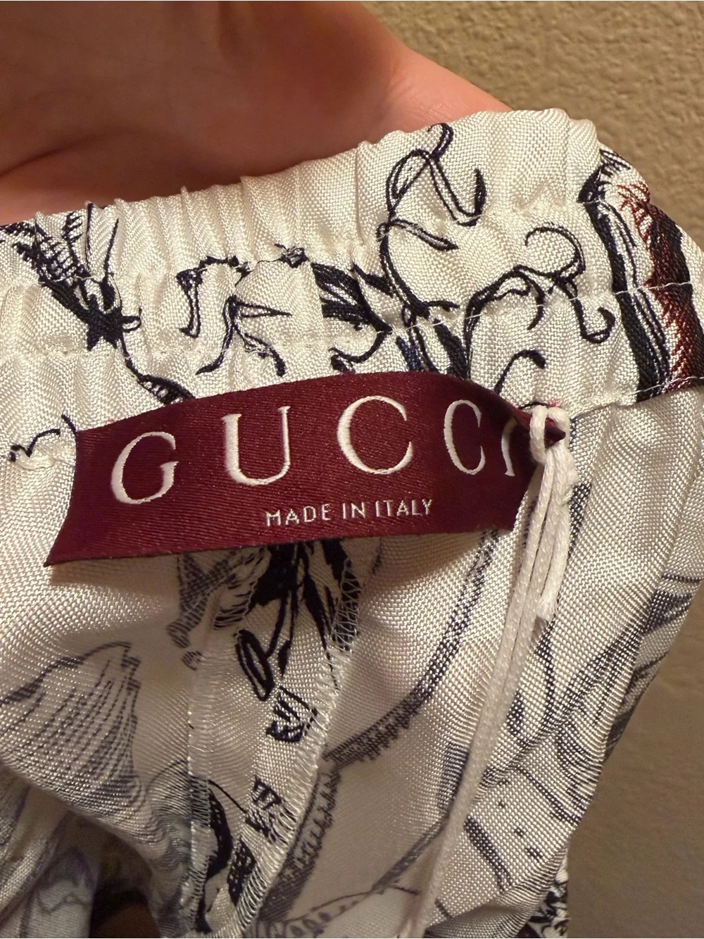 New Gucci Floral Logo Silk Shorts White Blue Size IT 54 / US L 36 - 40 Waist